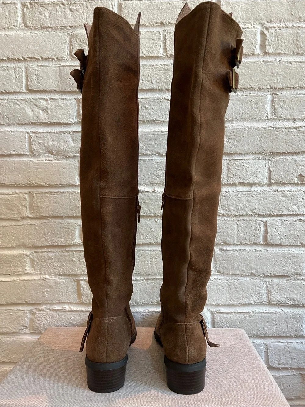 SOLE SOCIETY Brown Suede Over the Knee Lug Sole Low Heel Boots Buckles Size 6